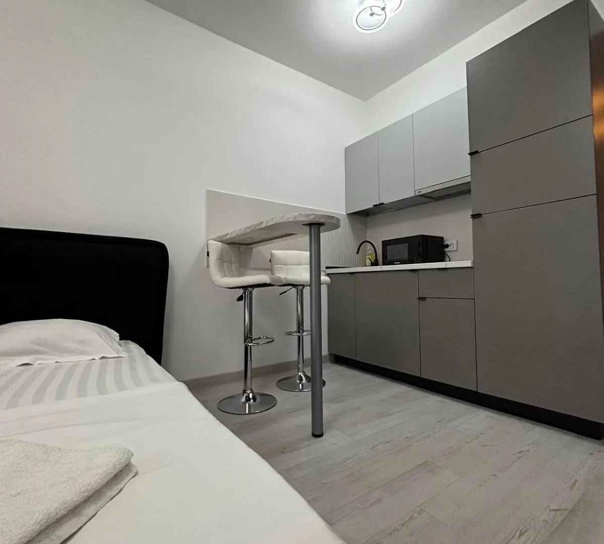 Cama Vip Room'S Bucharest