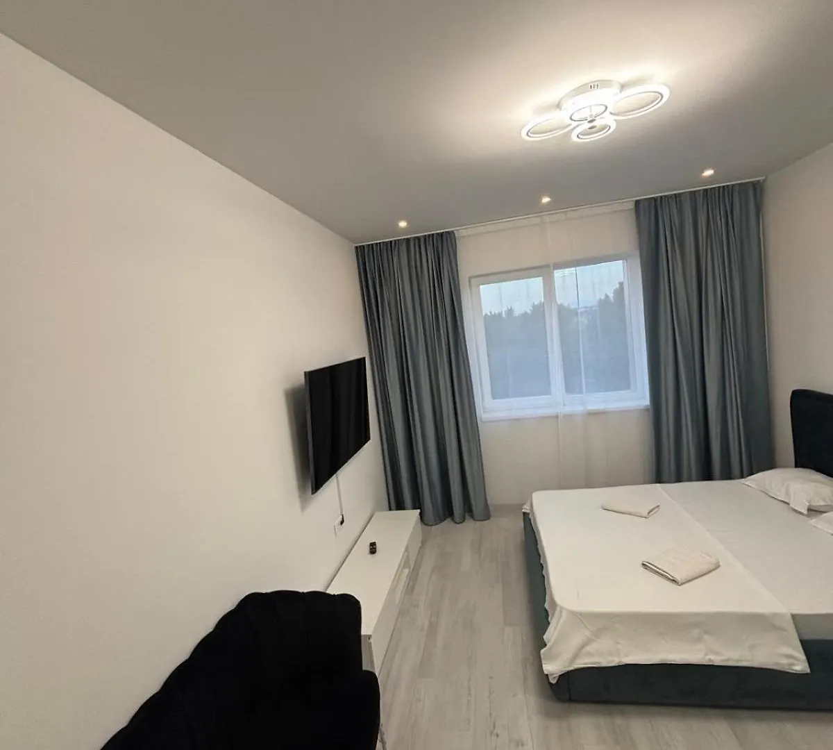 Cama Vip Room'S Bucharest Apartment
